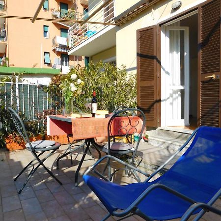 Bilocale Con Terrazza, Леванто Екстериор снимка