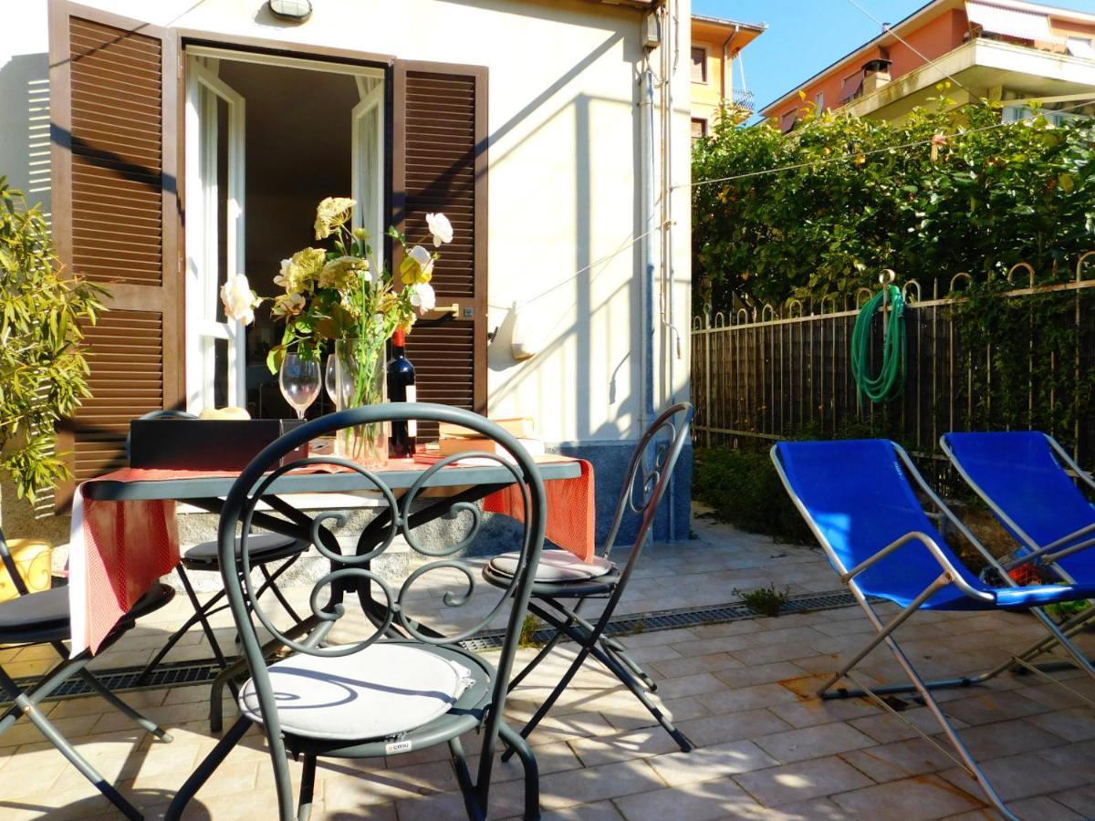 Bilocale Con Terrazza, Леванто Екстериор снимка
