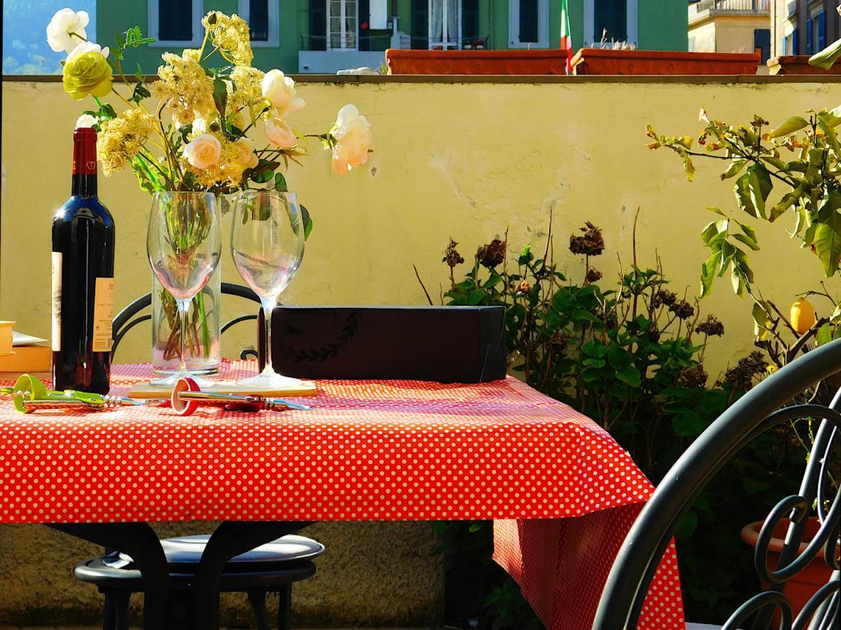 Bilocale Con Terrazza, Леванто Екстериор снимка