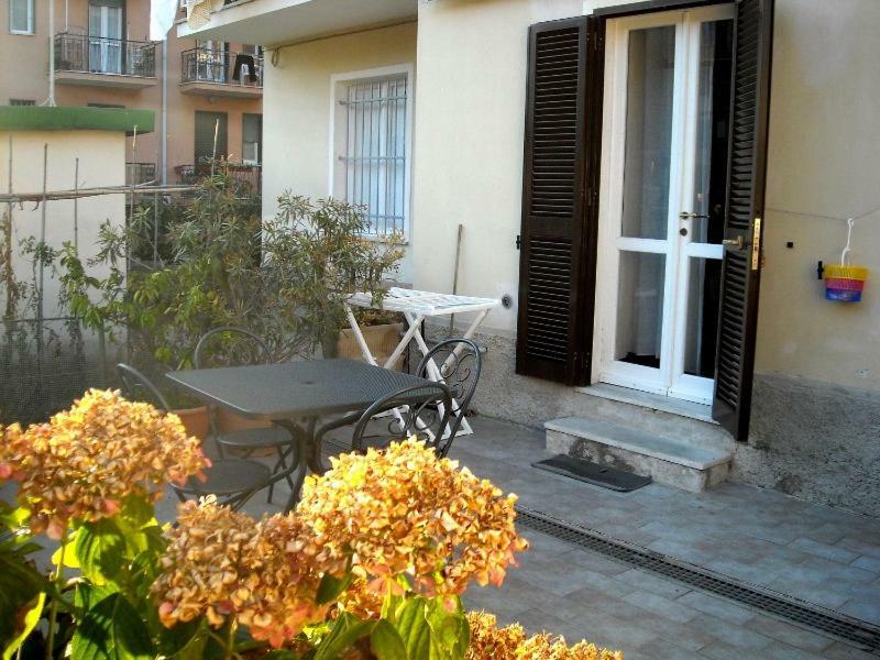 Bilocale Con Terrazza, Леванто Екстериор снимка